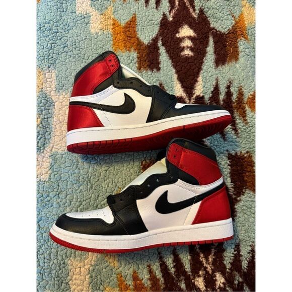 Nike Air Size 9 Jordan 1 Retro High Satin Black Toe Women CD0461-016 DS New - Picture 5 of 6
